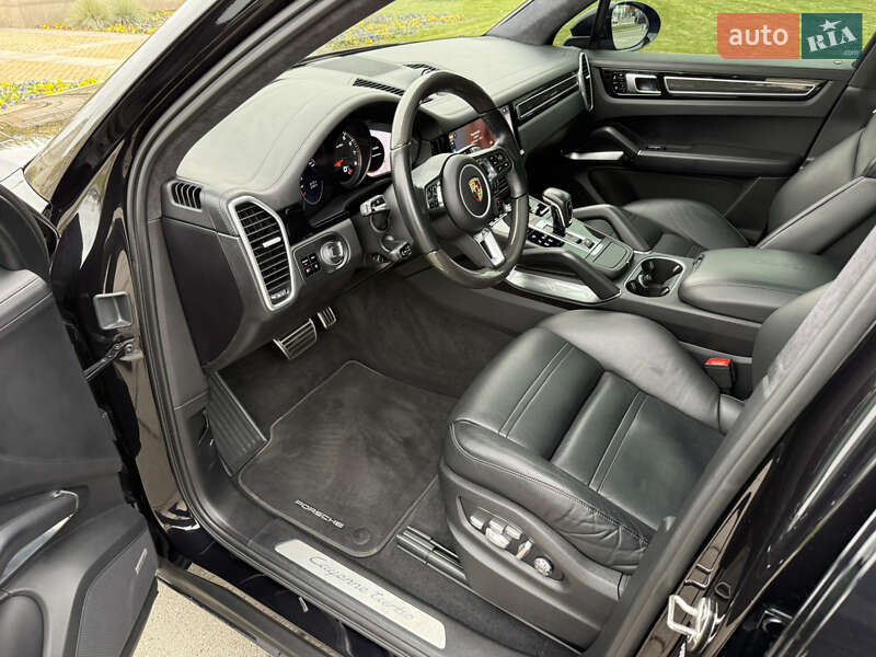 Позашляховик / Кросовер Porsche Cayenne 2019 в Києві