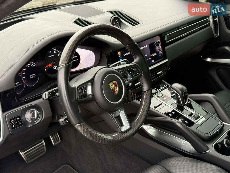 Позашляховик / Кросовер Porsche Cayenne 2019 в Києві