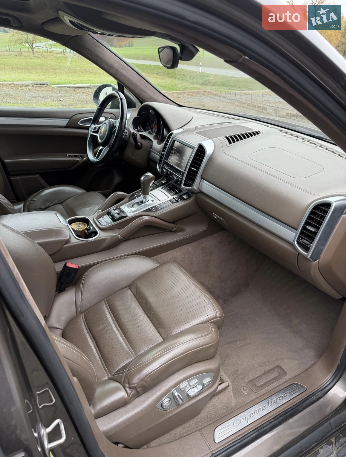 2012 Porsche Cayenne - мініатюра 7