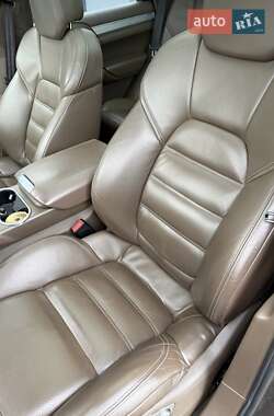 Позашляховик / Кросовер Porsche Cayenne 2012 в Києві