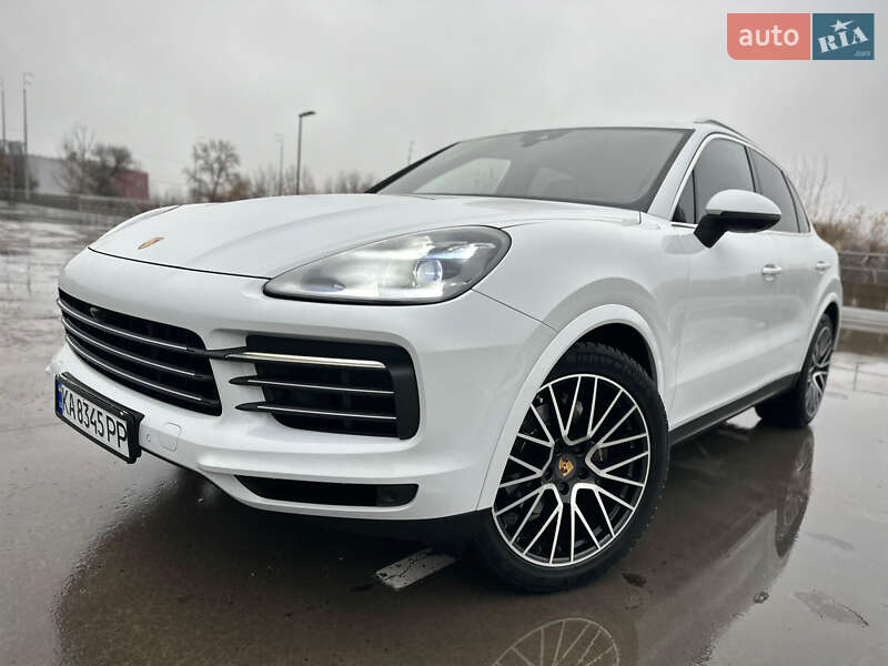 Внедорожник / Кроссовер Porsche Cayenne 2017 в Киеве
