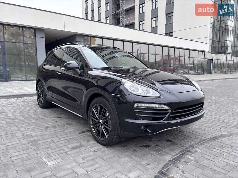 Позашляховик / Кросовер Porsche Cayenne 2011 в Дніпрі