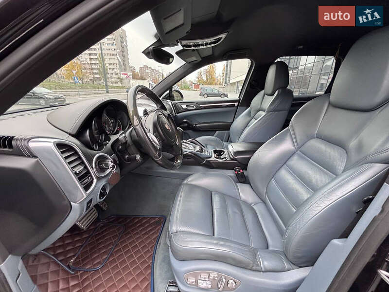 Позашляховик / Кросовер Porsche Cayenne 2011 в Дніпрі