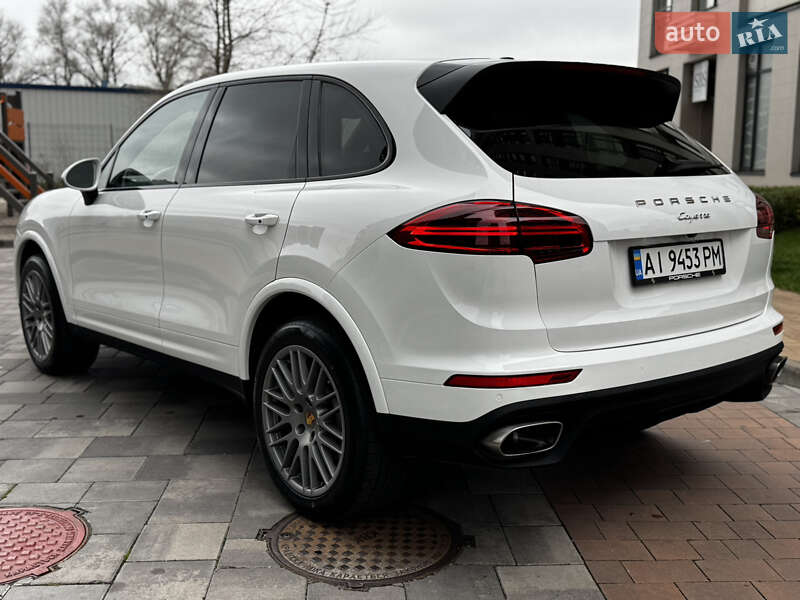 Внедорожник / Кроссовер Porsche Cayenne 2017 в Киеве