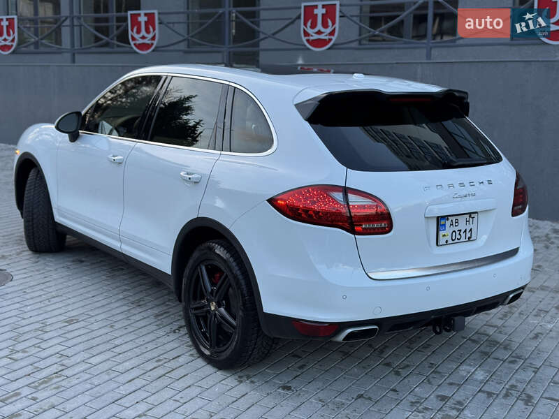 Позашляховик / Кросовер Porsche Cayenne 2014 в Вінниці