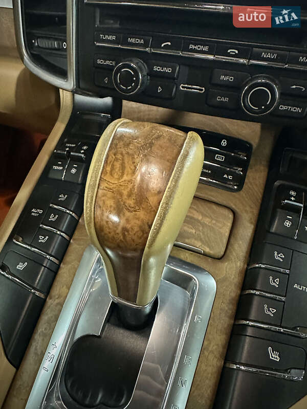 Позашляховик / Кросовер Porsche Cayenne 2012 в Києві фото 24 Позашляховик / Кросовер Porsche Cayenne 2012 в Києві