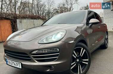 Позашляховик / Кросовер Porsche Cayenne 2012 в Києві