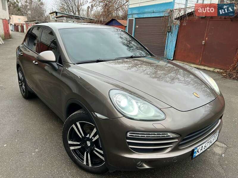 Внедорожник / Кроссовер Porsche Cayenne 2012 в Киеве фото 6 Внедорожник / Кроссовер Porsche Cayenne 2012 в Киеве