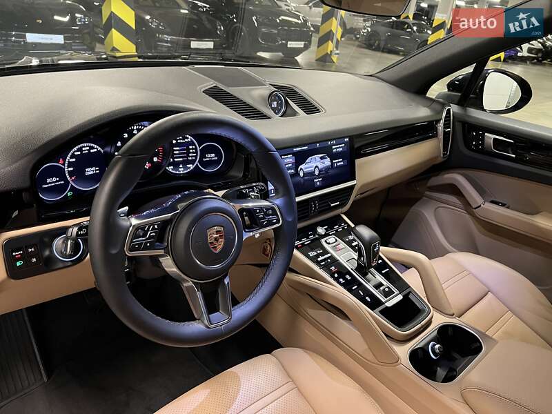 Позашляховик / Кросовер Porsche Cayenne 2018 в Києві