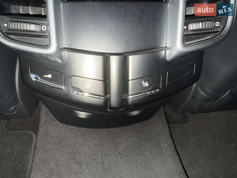 Позашляховик / Кросовер Porsche Cayenne 2010 в Львові