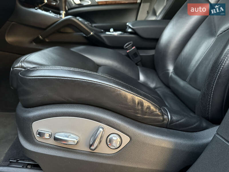 Позашляховик / Кросовер Porsche Cayenne 2010 в Львові