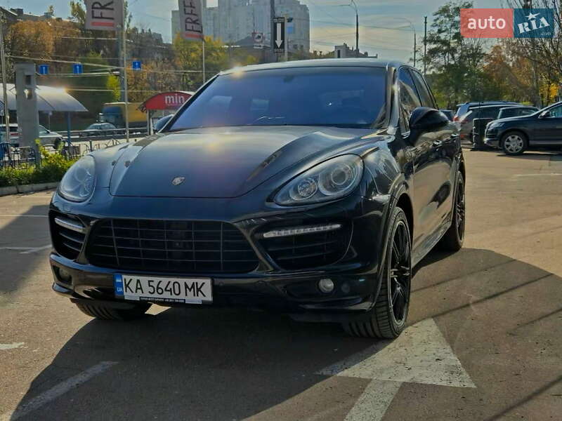Внедорожник / Кроссовер Porsche Cayenne 2010 в Киеве фото 3 Внедорожник / Кроссовер Porsche Cayenne 2010 в Киеве