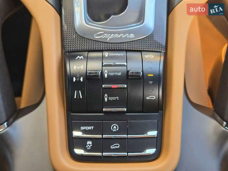 Внедорожник / Кроссовер Porsche Cayenne 2010 в Киеве фото 15 Внедорожник / Кроссовер Porsche Cayenne 2010 в Киеве