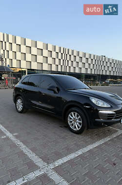 Внедорожник / Кроссовер Porsche Cayenne 2012 в Одессе