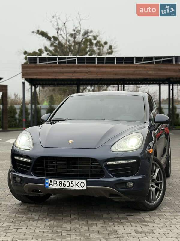 Позашляховик / Кросовер Porsche Cayenne 2012 в Вінниці