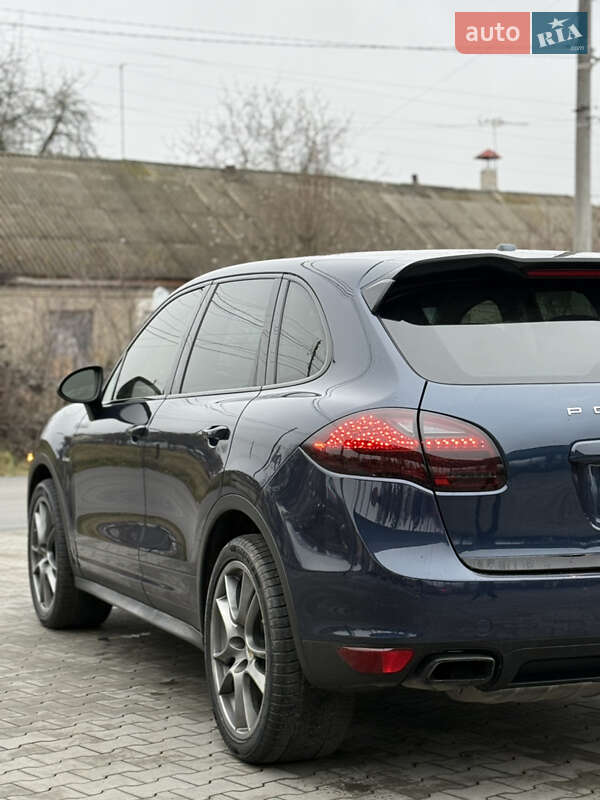 Позашляховик / Кросовер Porsche Cayenne 2012 в Вінниці