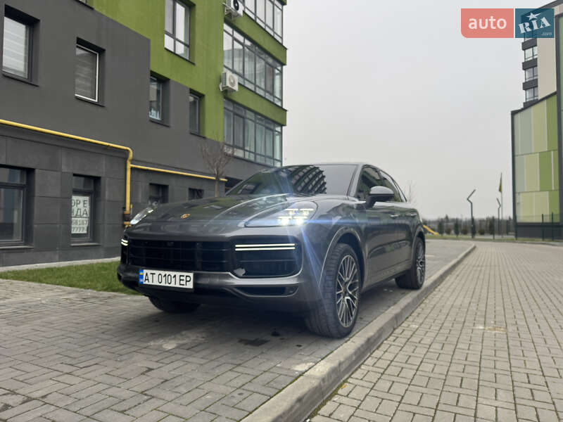 Внедорожник / Кроссовер Porsche Cayenne 2021 в Ивано-Франковске