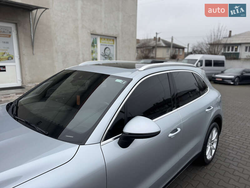 Внедорожник / Кроссовер Porsche Cayenne 2018 в Луцке