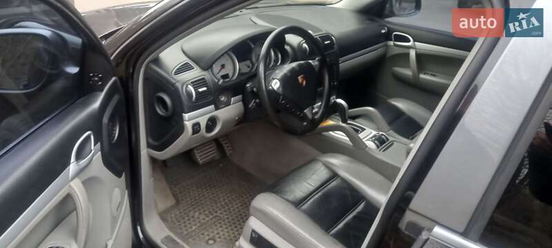 Внедорожник / Кроссовер Porsche Cayenne 2006 в Днепре