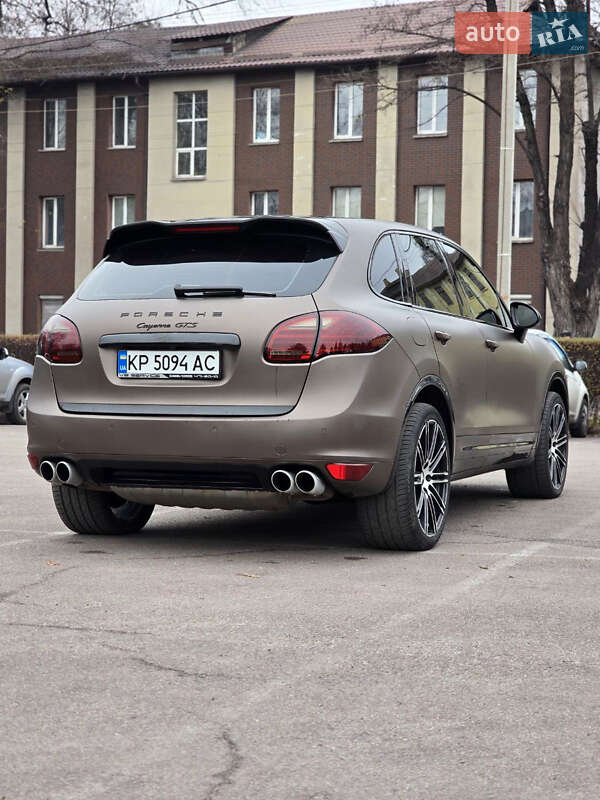 Позашляховик / Кросовер Porsche Cayenne 2010 в Одесі