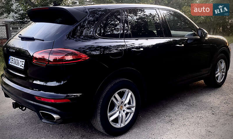 Внедорожник / Кроссовер Porsche Cayenne 2016 в Киеве фото 8 Внедорожник / Кроссовер Porsche Cayenne 2016 в Киеве