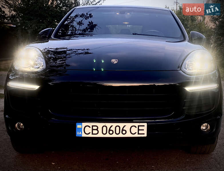 Внедорожник / Кроссовер Porsche Cayenne 2016 в Киеве фото 19 Внедорожник / Кроссовер Porsche Cayenne 2016 в Киеве