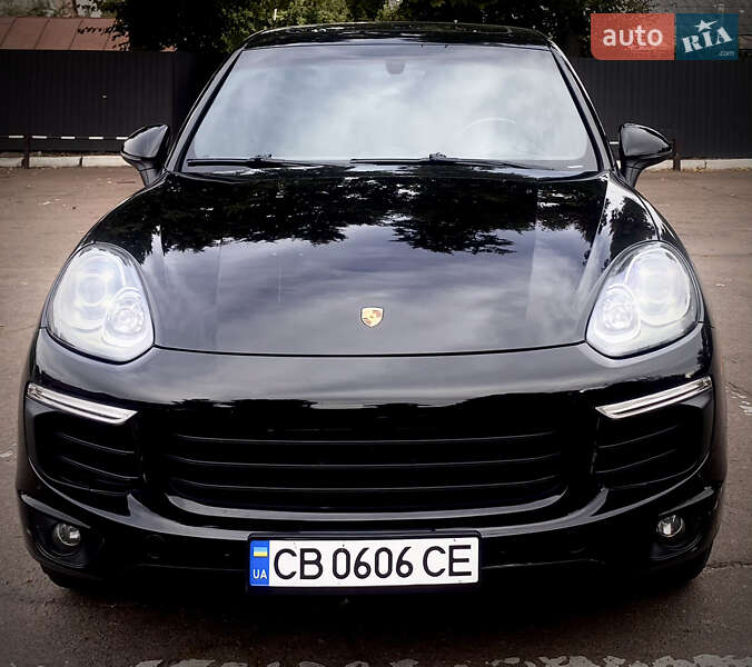 Внедорожник / Кроссовер Porsche Cayenne 2016 в Киеве фото 37 Внедорожник / Кроссовер Porsche Cayenne 2016 в Киеве