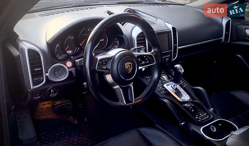 Внедорожник / Кроссовер Porsche Cayenne 2016 в Киеве фото 85 Внедорожник / Кроссовер Porsche Cayenne 2016 в Киеве