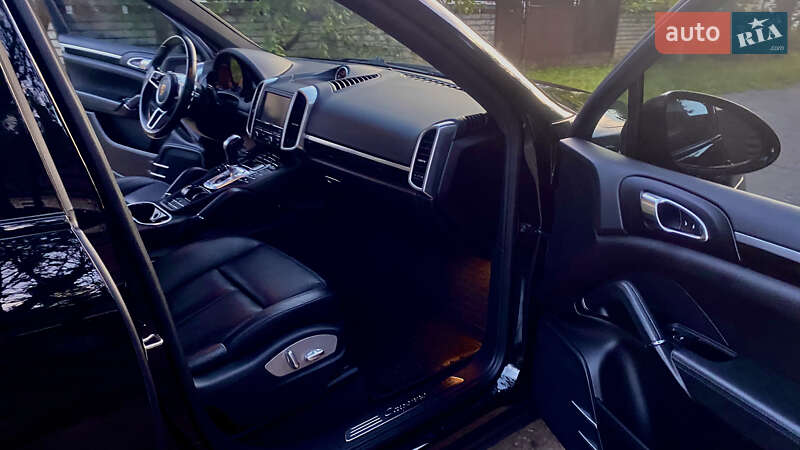 Внедорожник / Кроссовер Porsche Cayenne 2016 в Киеве фото 89 Внедорожник / Кроссовер Porsche Cayenne 2016 в Киеве