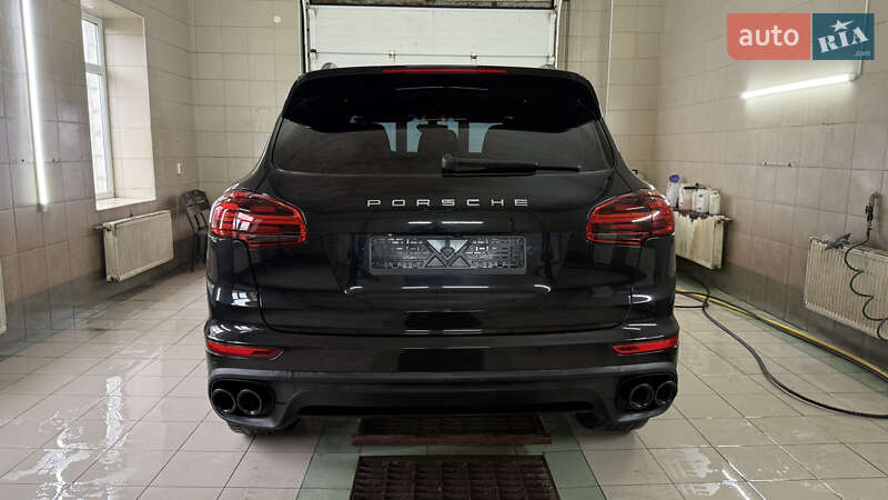 Внедорожник / Кроссовер Porsche Cayenne 2017 в Киеве фото 7 Внедорожник / Кроссовер Porsche Cayenne 2017 в Киеве