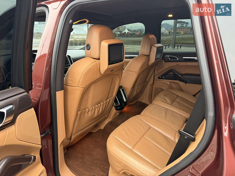 Внедорожник / Кроссовер Porsche Cayenne 2011 в Хусте фото 15 Внедорожник / Кроссовер Porsche Cayenne 2011 в Хусте