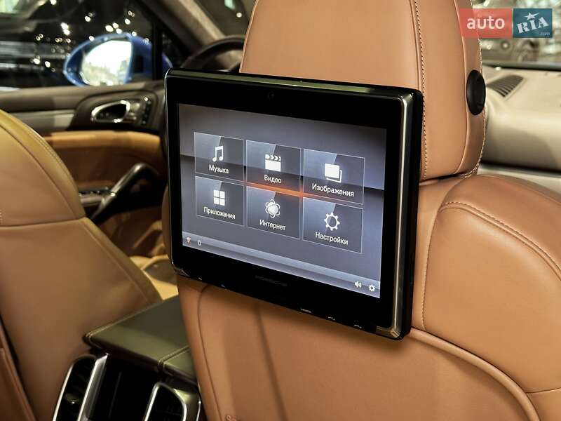 Позашляховик / Кросовер Porsche Cayenne 2016 в Одесі