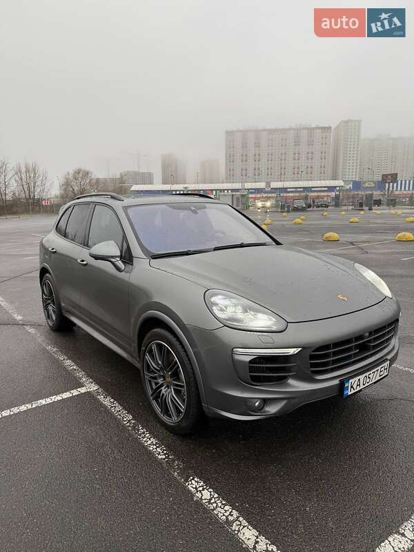 Внедорожник / Кроссовер Porsche Cayenne 2016 в Киеве фото 10 Внедорожник / Кроссовер Porsche Cayenne 2016 в Киеве