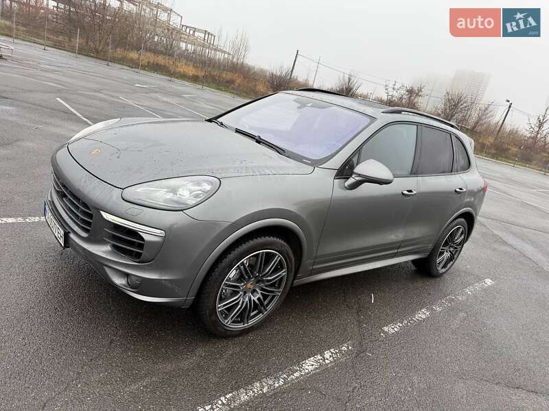 Внедорожник / Кроссовер Porsche Cayenne 2016 в Киеве фото 20 Внедорожник / Кроссовер Porsche Cayenne 2016 в Киеве
