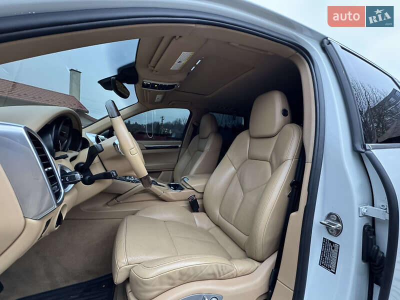 Позашляховик / Кросовер Porsche Cayenne 2012 в Львові фото 10 Позашляховик / Кросовер Porsche Cayenne 2012 в Львові