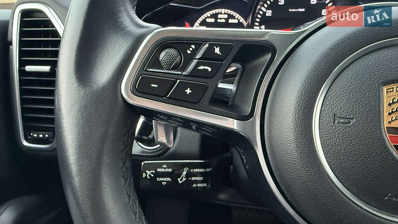 Внедорожник / Кроссовер Porsche Cayenne 2017 в Одессе фото 19 Внедорожник / Кроссовер Porsche Cayenne 2017 в Одессе