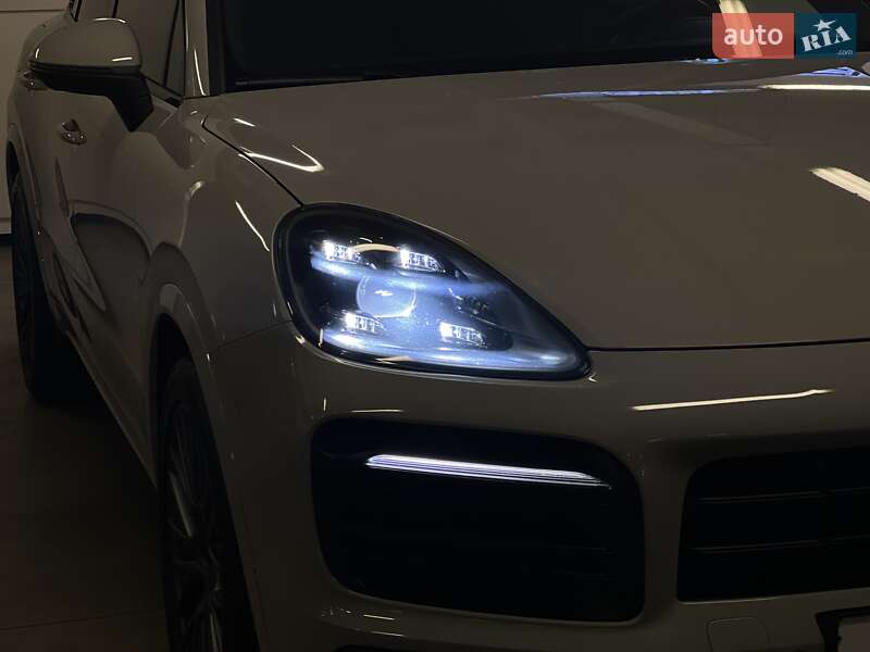 Внедорожник / Кроссовер Porsche Cayenne 2022 в Киеве фото 14 Внедорожник / Кроссовер Porsche Cayenne 2022 в Киеве