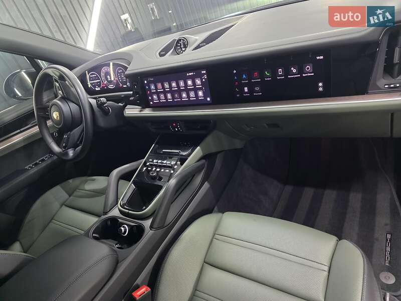 Внедорожник / Кроссовер Porsche Cayenne 2024 в Киеве