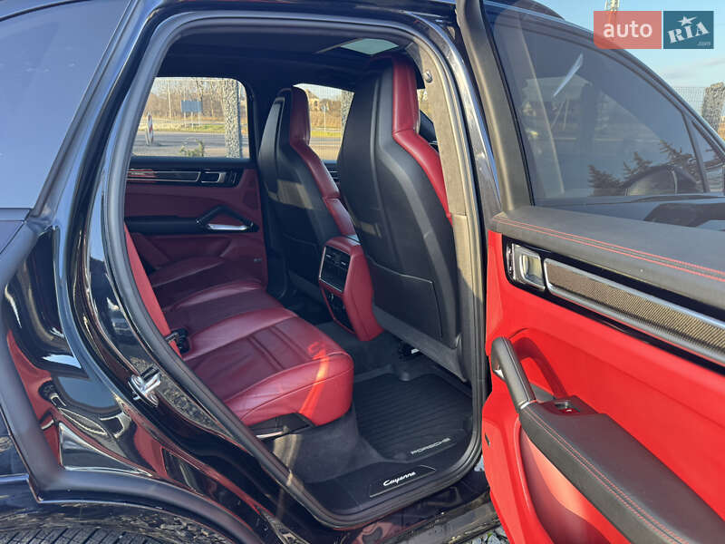 Внедорожник / Кроссовер Porsche Cayenne 2019 в Бродах фото 25 Внедорожник / Кроссовер Porsche Cayenne 2019 в Бродах