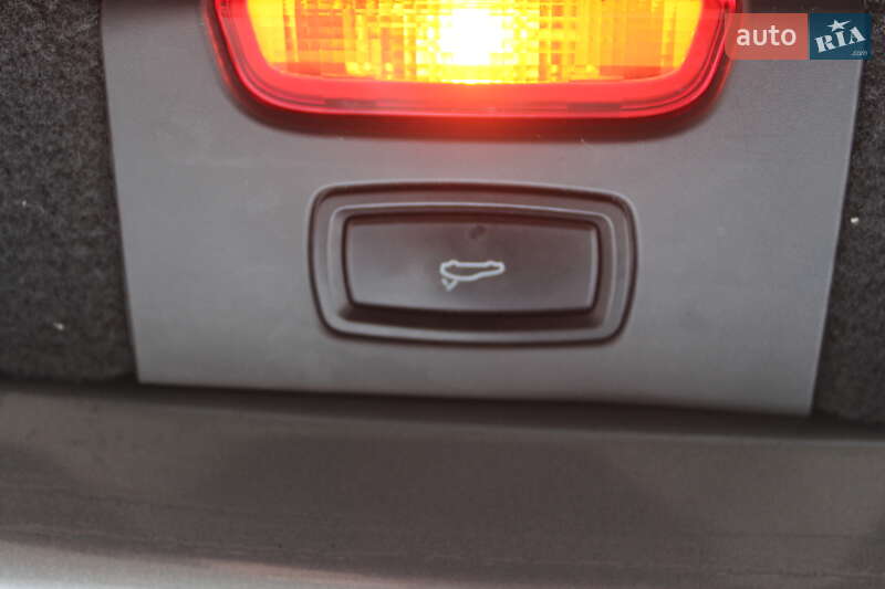 Внедорожник / Кроссовер Porsche Cayenne 2011 в Днепре фото 24 Внедорожник / Кроссовер Porsche Cayenne 2011 в Днепре