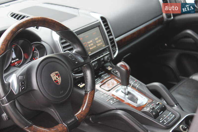 Внедорожник / Кроссовер Porsche Cayenne 2011 в Днепре фото 30 Внедорожник / Кроссовер Porsche Cayenne 2011 в Днепре