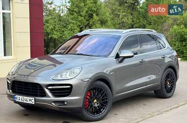 Внедорожник / Кроссовер Porsche Cayenne 2010 в Киеве