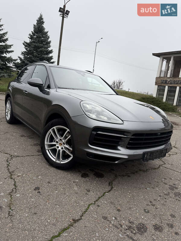 Внедорожник / Кроссовер Porsche Cayenne 2018 в Благовещенском фото Внедорожник / Кроссовер Porsche Cayenne 2018 в Благовещенском