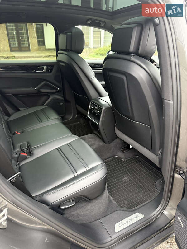 Внедорожник / Кроссовер Porsche Cayenne 2018 в Благовещенском фото 50 Внедорожник / Кроссовер Porsche Cayenne 2018 в Благовещенском