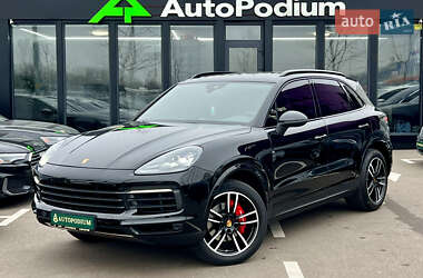Позашляховик / Кросовер Porsche Cayenne 2018 в Києві