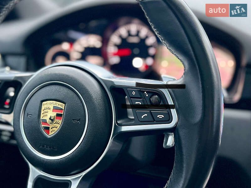 Внедорожник / Кроссовер Porsche Cayenne 2018 в Киеве фото 32 Внедорожник / Кроссовер Porsche Cayenne 2018 в Киеве