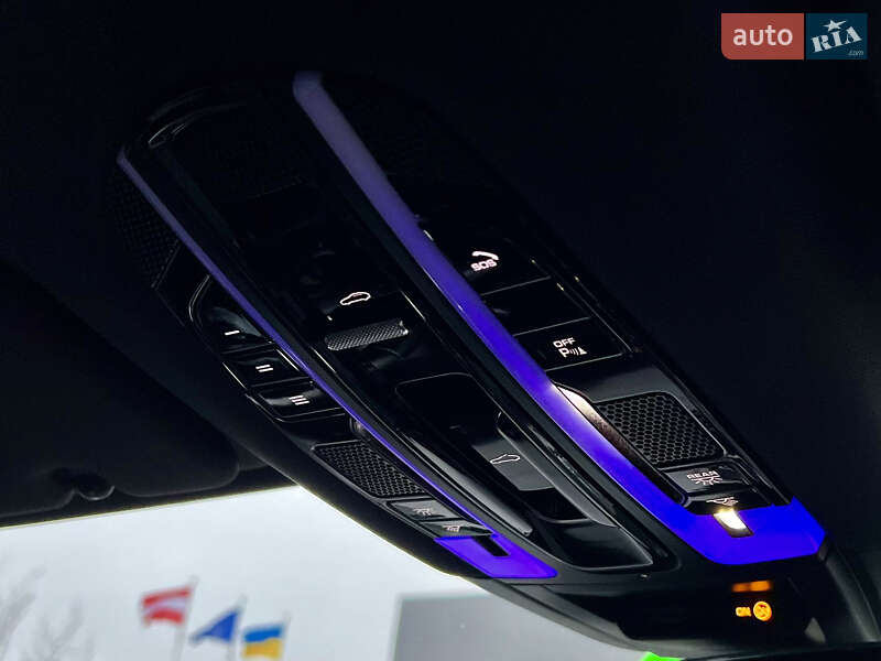 Внедорожник / Кроссовер Porsche Cayenne 2018 в Киеве фото 56 Внедорожник / Кроссовер Porsche Cayenne 2018 в Киеве