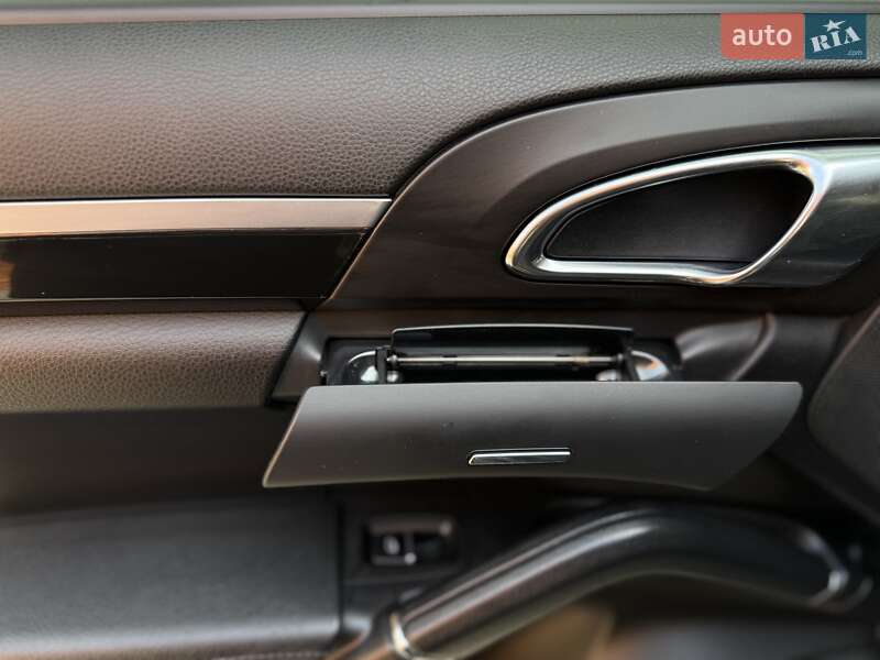 Внедорожник / Кроссовер Porsche Cayenne 2011 в Нетешине фото 28 Внедорожник / Кроссовер Porsche Cayenne 2011 в Нетешине