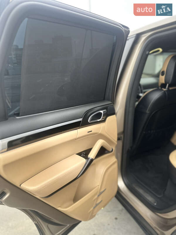 Позашляховик / Кросовер Porsche Cayenne 2014 в Києві фото 21 Позашляховик / Кросовер Porsche Cayenne 2014 в Києві