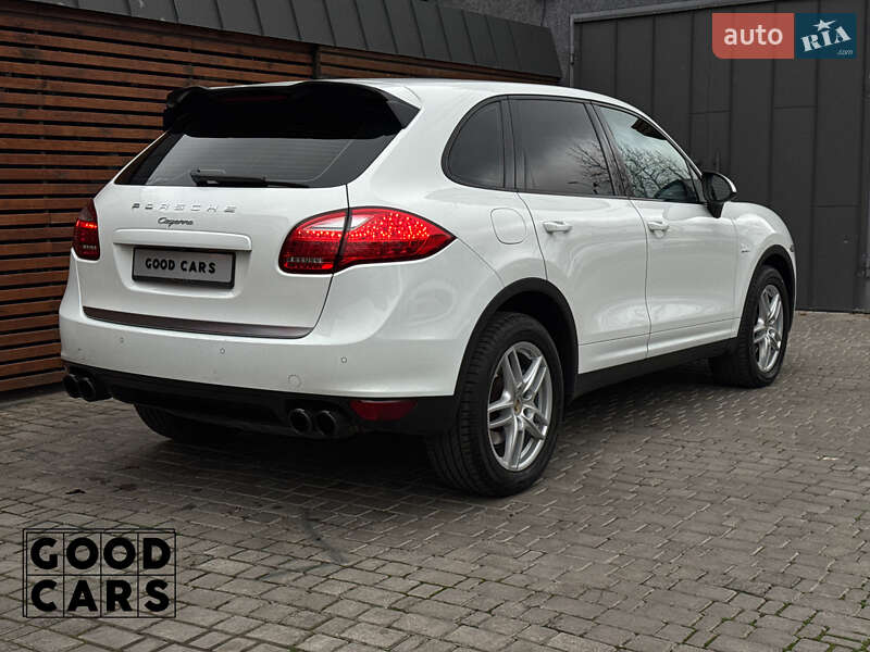 Внедорожник / Кроссовер Porsche Cayenne 2013 в Одессе